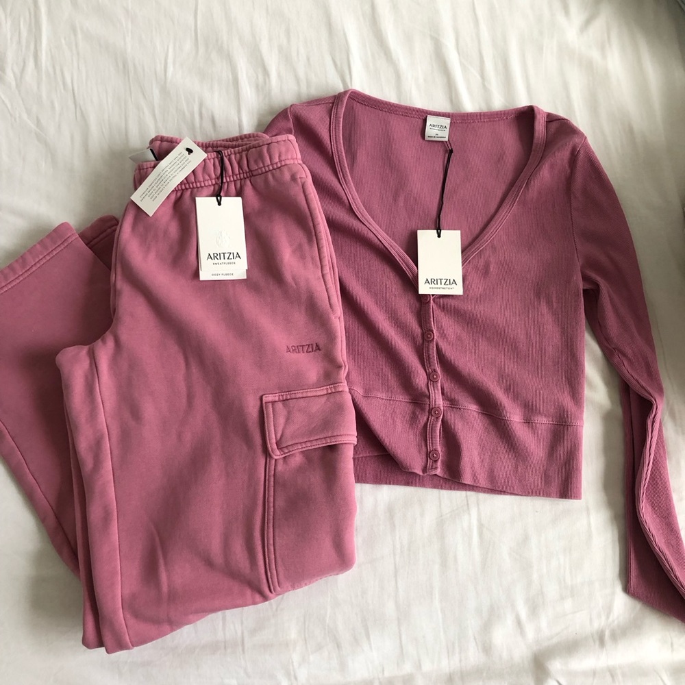 Aritzia Vintage Frozen Berry Sweatsuit